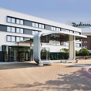 فندق Radisson And Conference Centre London Heathrow هيثرو