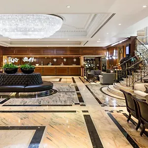 فندق Radisson Blu Hotel, London Heathrow هيثرو